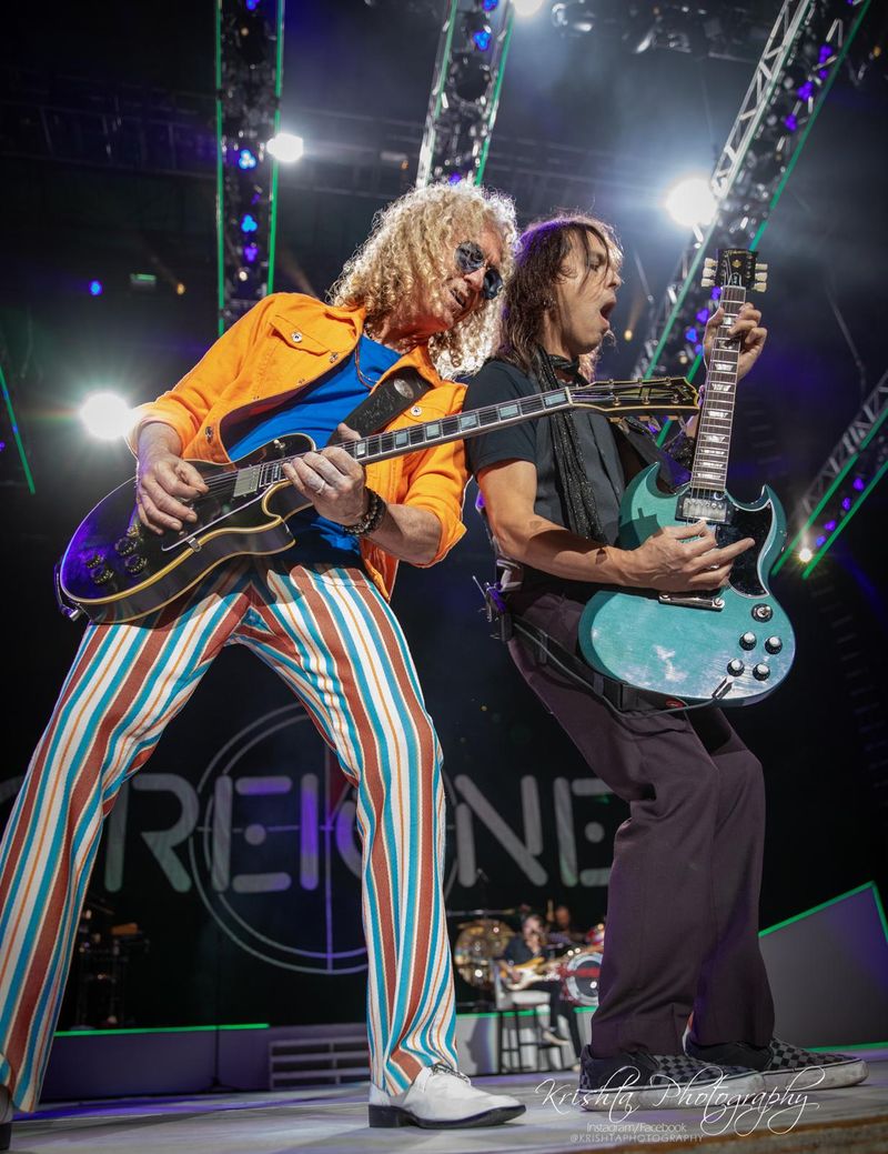 Iconic Band Foreigner Reimagines Classic Hit “Urgent” in Spanish