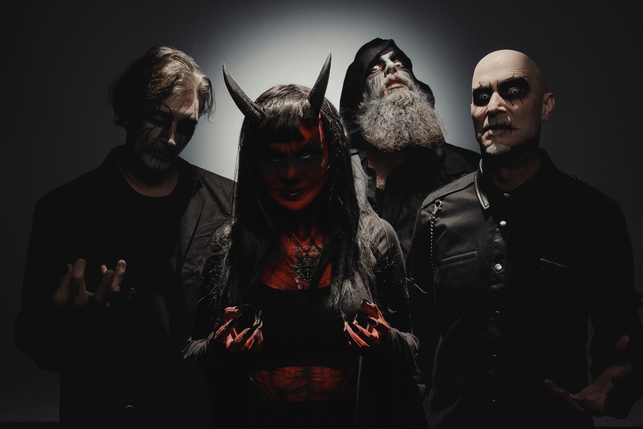 VESSELES Announces New Album Home and Unveils Single “Scriptures Etched Into the Mind’s Pillars”